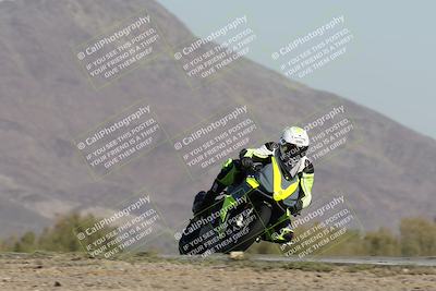 media/Dec-01-2025-Moto Forza (Mon) [[2daa91e15f]]/2-Intermediate Group/Session 2 Turn 9 Entry/